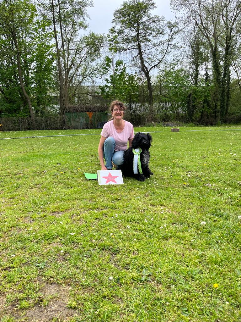 Isabella nach dem Sieg im Ralley Obedience